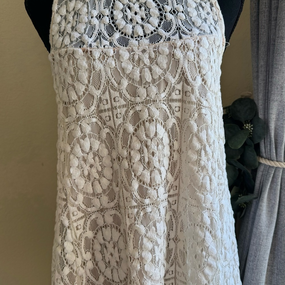 Free People Women's Cream Crochet Overlay Mini Summer Dress - Size Small. EUC - Picture 3 of 14